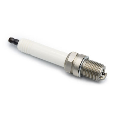 Penggantian busi motor untuk MWM 1242-0480
