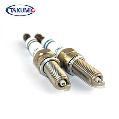 Iridium Electrode Peugeot Spark Plugs LD7RTIP 1.1mm Gap Efisiensi Bahan Bakar Tinggi